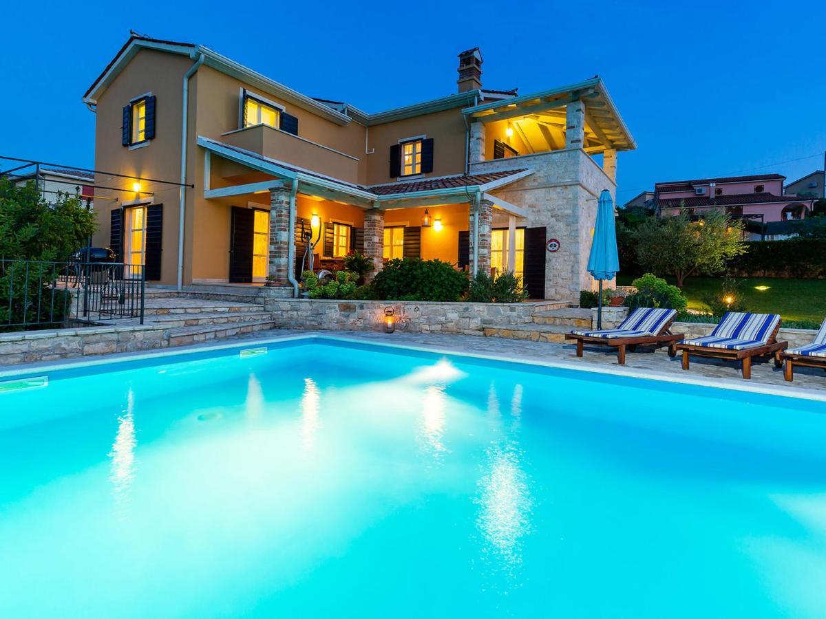 Salvea Villa *